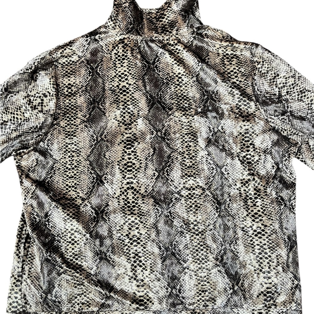 Chic Snakeskin Pattern Velour Jacket - image 4